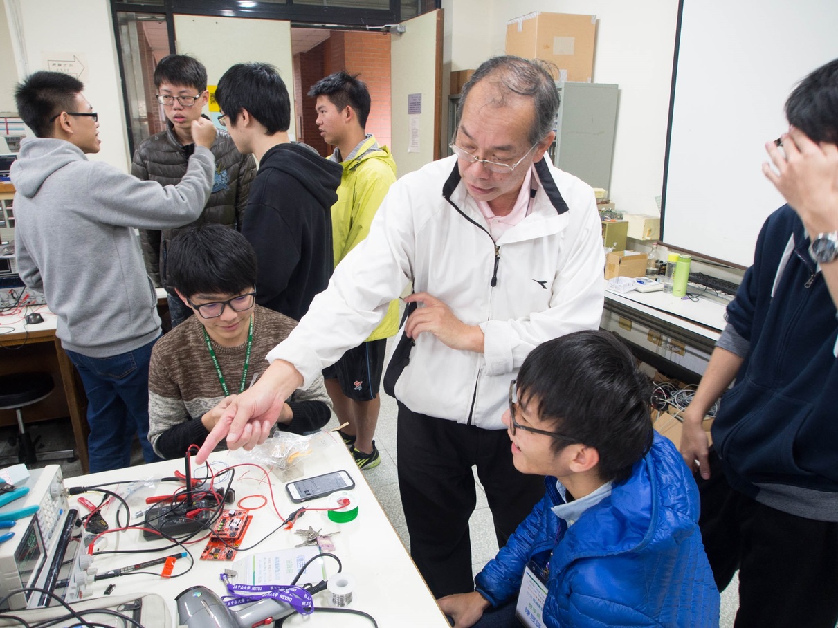 2016電機實驗營圖片