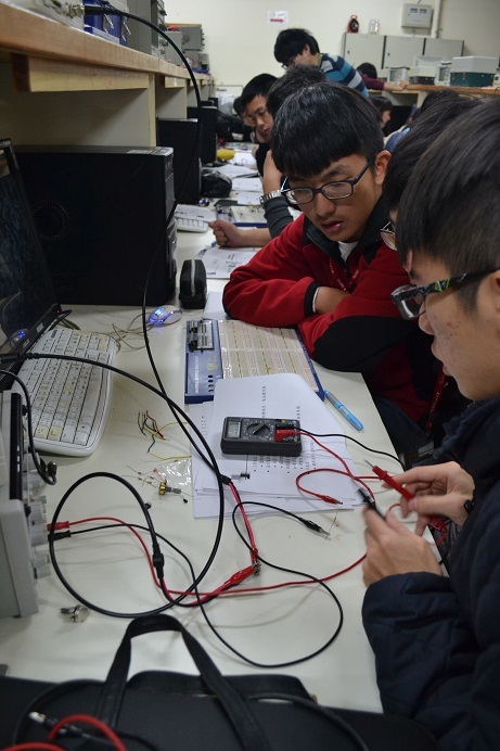 2016電機實驗營圖片